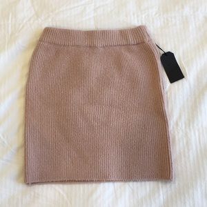 Ribbed Fitted Mini Skirt